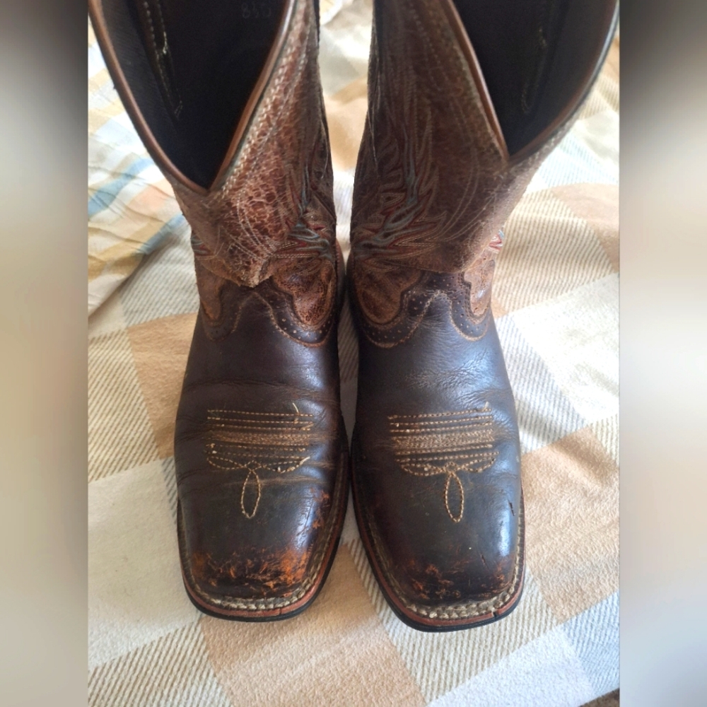 Ariat Men's Brown Leather Cowboy Boots
